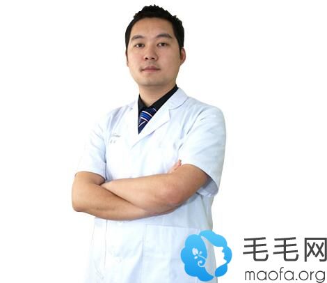 哈尔滨瑞丽诗专业植发医生童靖