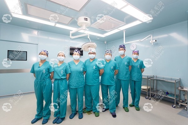 广州青逸植发医师团队