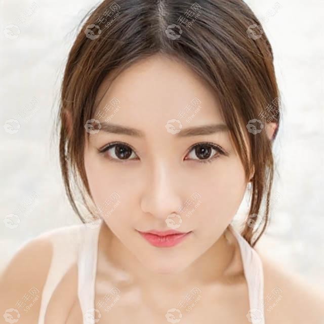 韩国人的头发怎么那么多？难道韩国人不脱发吗？