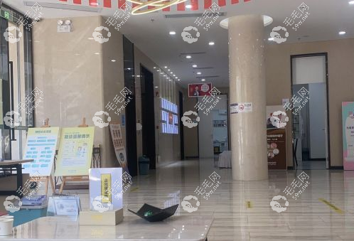 深圳麥芽口腔的醫(yī)生團(tuán)隊(duì)技術(shù)、背景比較牛~毛毛網(wǎng)