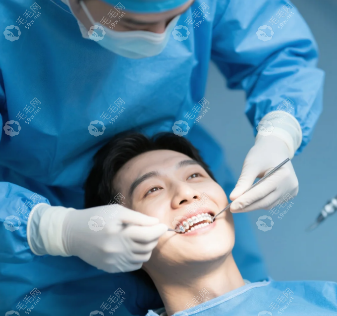 深圳丽雅口腔门诊部（雅医生口腔）医生余鹏