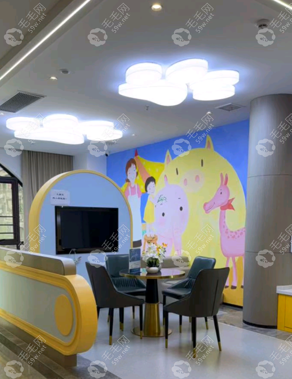 一乐口腔等候区
