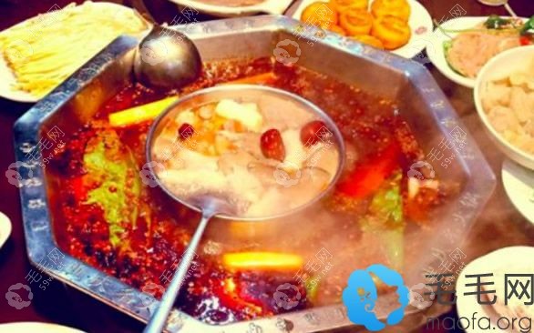 辛辣刺激性食物不利于提升植发效果