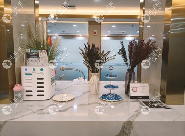呼市碧莲盛植发详细地址