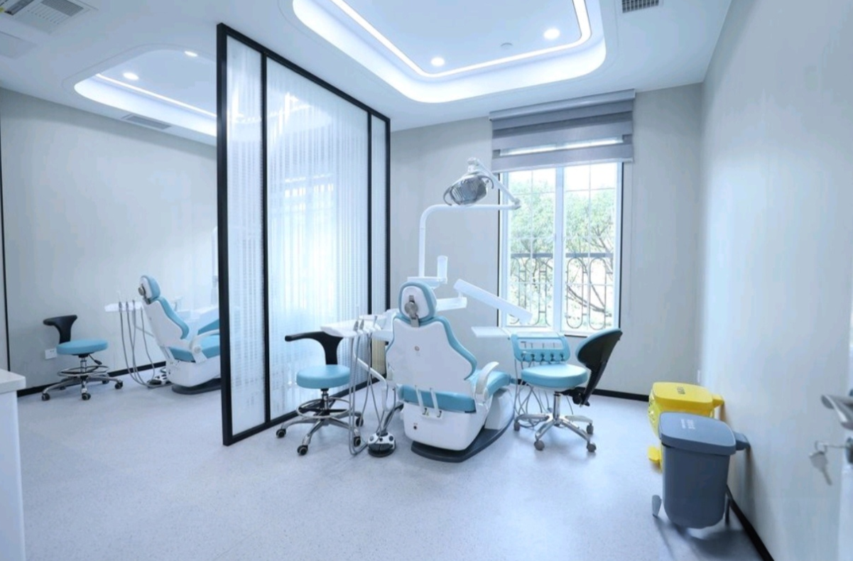 广州中家医口腔仪器