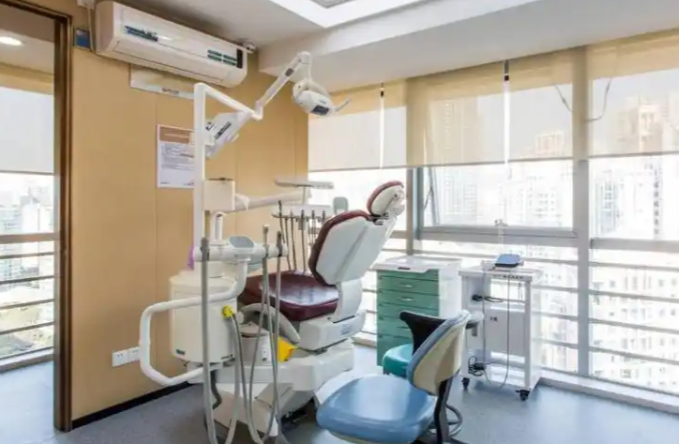 深圳同步齿科宝安分店
