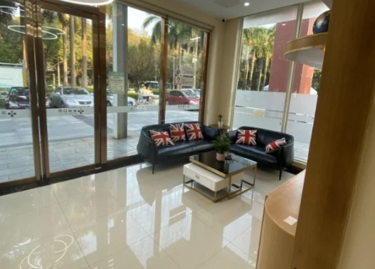 深圳莱顿口腔种植牙价格表及优势解析