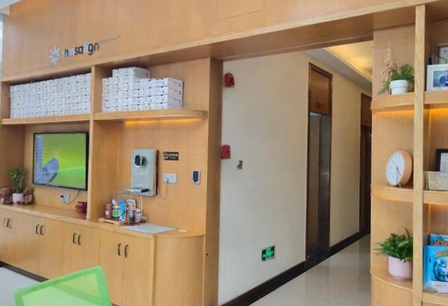 深圳莱顿口腔就诊攻略与医生团队介绍