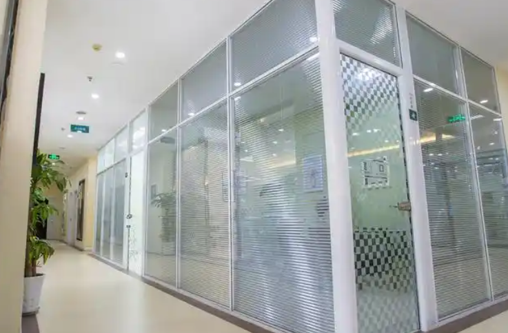 重庆宽恒口腔种植牙医生推荐