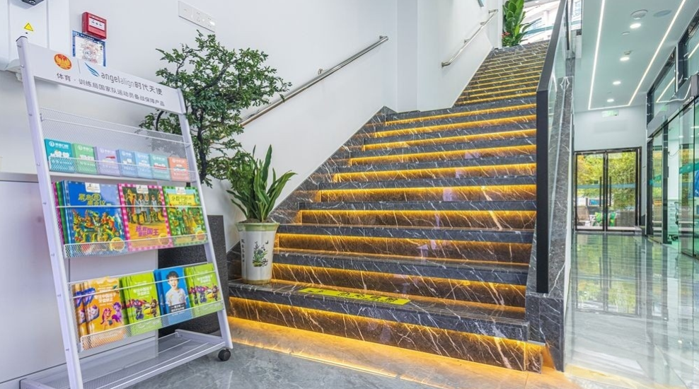 金华莱恩口腔过道www.59w.net