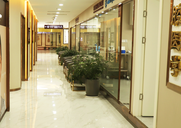 重庆众植博仕口腔种植牙价格表曝光,其中单颗2980起,种牙性价比较高!