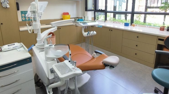 伊宁齐乐口腔诊室