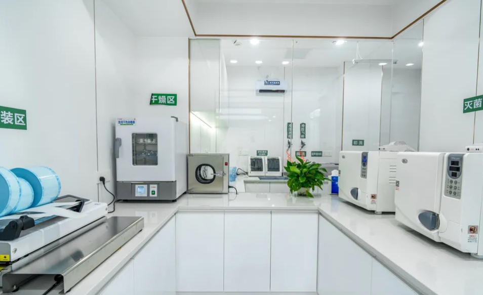 自贡荣州启辰口腔门诊部的服务特色与患者评价