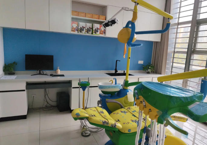 孝感植贝尔口腔种植牙价格：1980元起/颗，半口3万起，含基台+牙冠