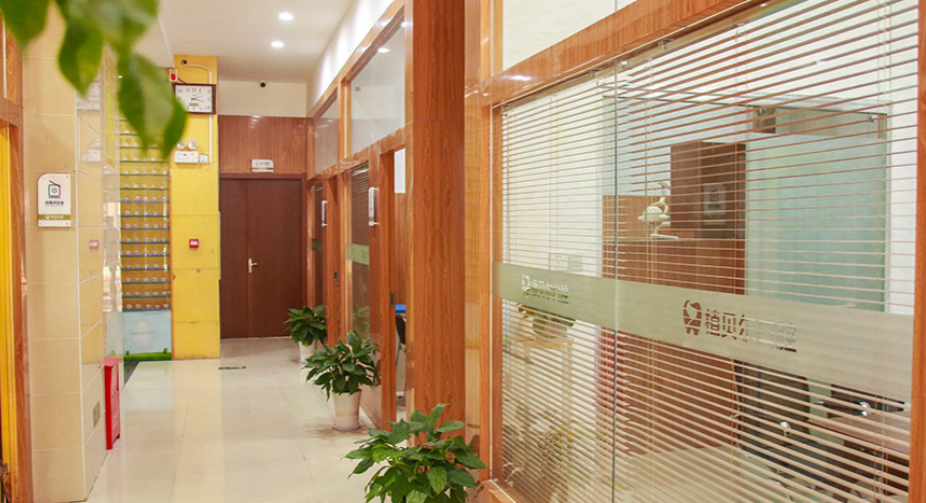 孝感植贝尔口腔牙齿矫正价格：金属托槽4500元起，隐适美2.6万起，覆盖全年龄