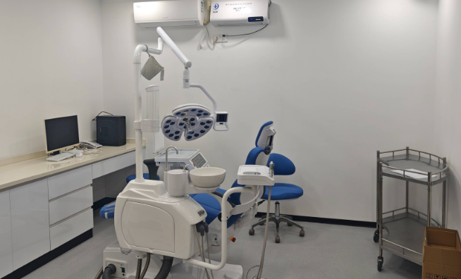 佛山广齿口腔诊室