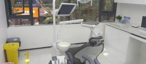 重庆黔江区中诚口腔诊室