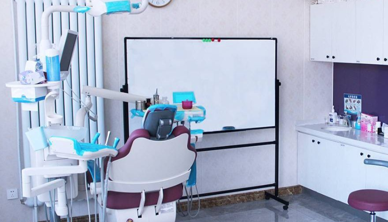 平谷美铭口腔府前街店营业环境