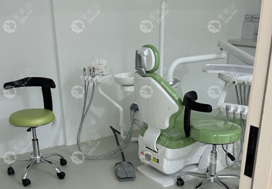 蒙自颉云口腔诊室