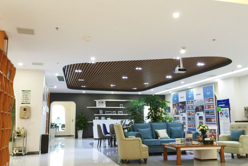 上饶维乐阳光口腔医院种植牙价目表曝光，单颗5739元起种牙还送全年免费护理