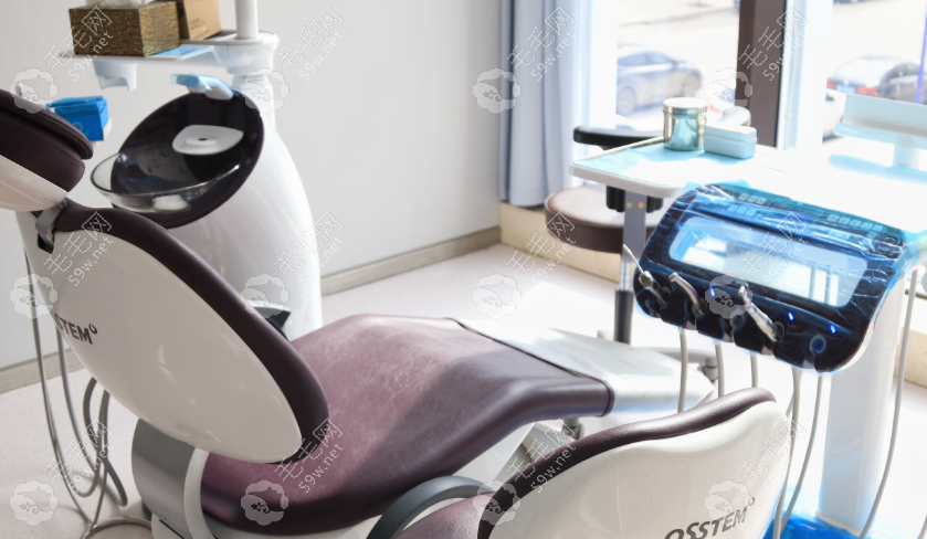 丰镇精艺口腔医院诊室