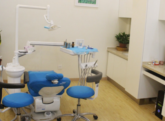 熊丽秋医生团队专门特色与坐诊时间