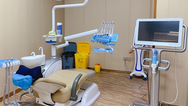 二、東莞拜爾口腔醫(yī)生團(tuán)隊(duì)