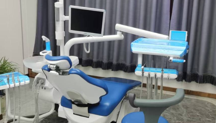 三、大港油田圣德康口腔收费标准对比分析