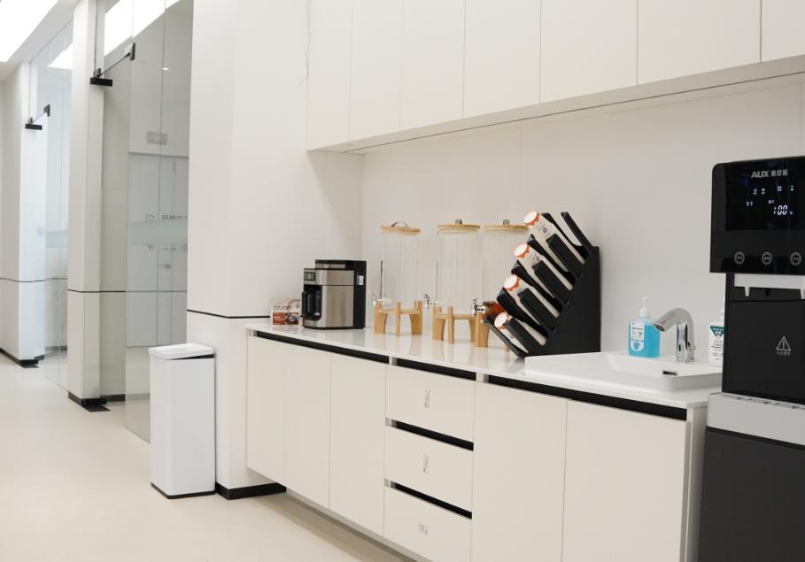 二、玉林医大口腔门诊部的热门诊疗项目及价格