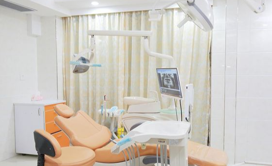襄城牙科私人诊所地址：20家环境舒适的私人牙科位置与特色项目对比