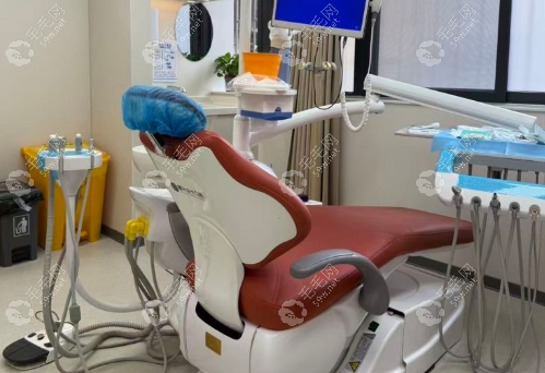 佛山种植牙十大牙科排名公布！禅医/鼎植等上榜,附种牙收费