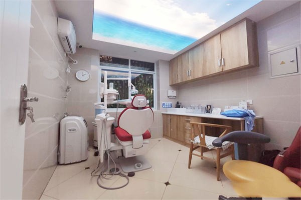 六、选择口腔医院的注意事项