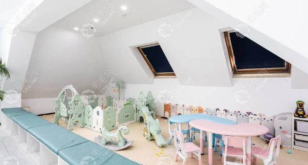 宁波德立联合口腔正规性