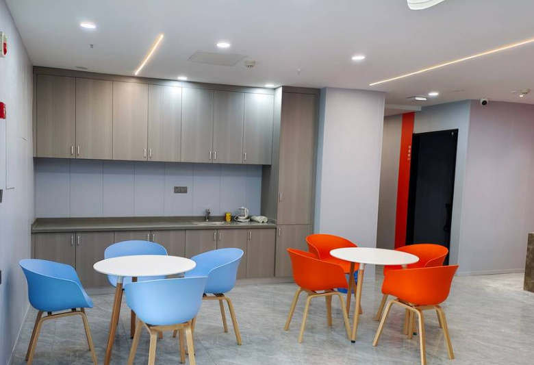 二、国同口腔医生团队与坐诊信息