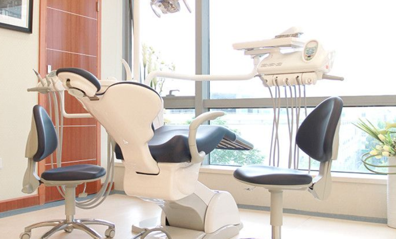 二、洛阳拜博口腔资质属性解析:正规私立口腔门诊部,合规性有迹可循www.59w.net