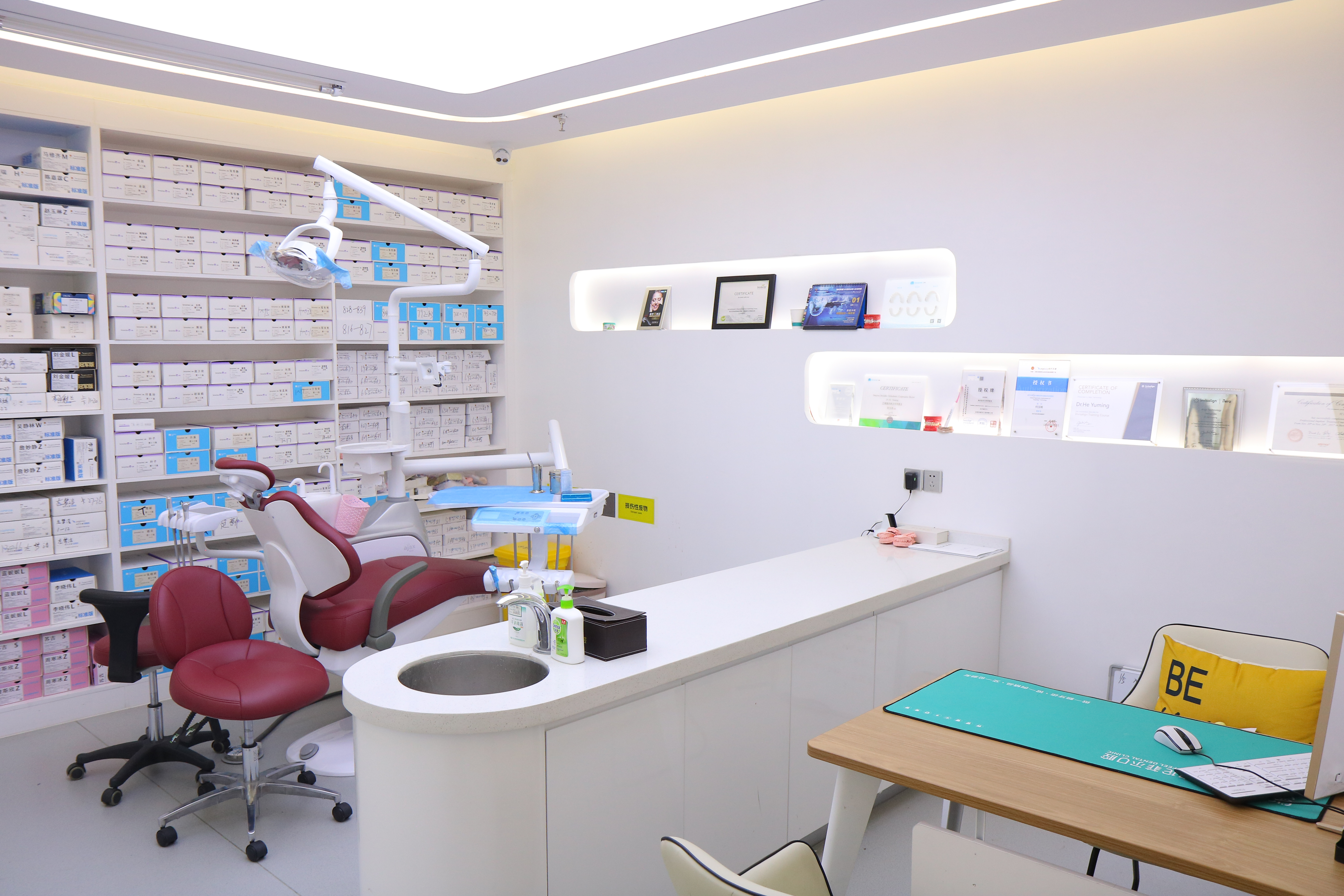 三、深圳西乡坪洲附近牙科价格对比与选择建议