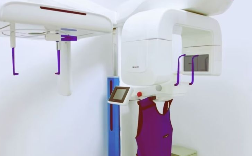 扬州笑更美口腔医生团队与就诊建议