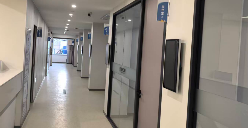 一、酒泉时光口腔医院怎么样:专门实力与用户口碑双认证