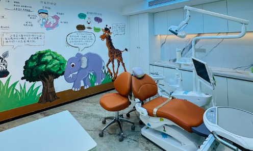 三、恒医口腔医生团队与技术特色