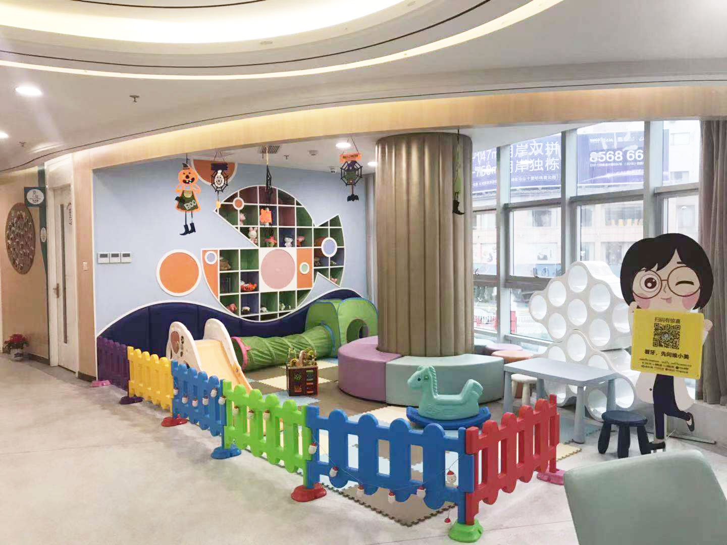 二、无锡维乐口腔种植牙价目表收费参考：牙冠及其他费用详解