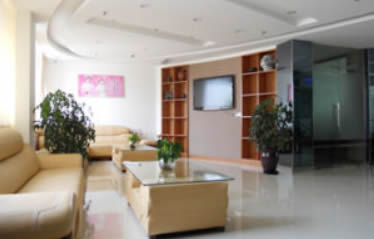 三、虹口区周边口腔机构种植牙价格对比（帮你更清楚定位）