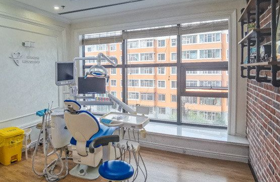 三、延吉韩世口腔的医生团队情况