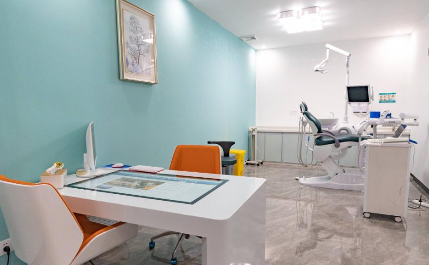 五、江门侨邑口腔和万国口腔的服务体验对比www.59w.net