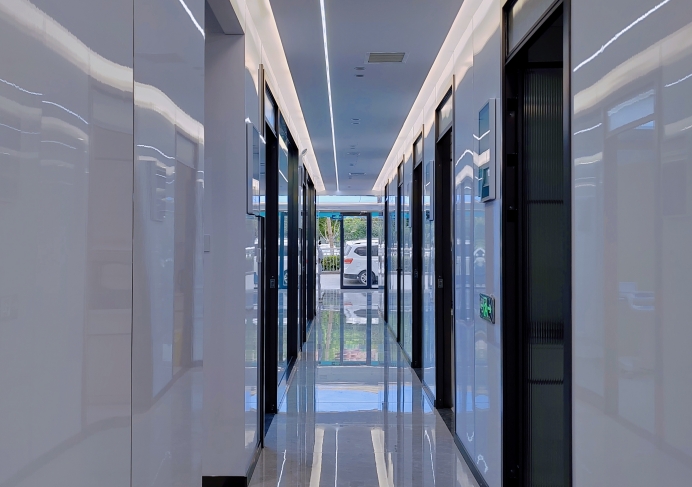 一、阿克苏康美口腔收费标准:种植牙项目收费明细(2026年集采后更新,无隐形消费)