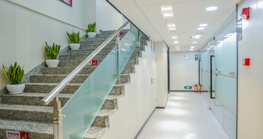 一、珠海维港口腔——珠海拱北口岸看牙哪个医院好之综合实力强的选择