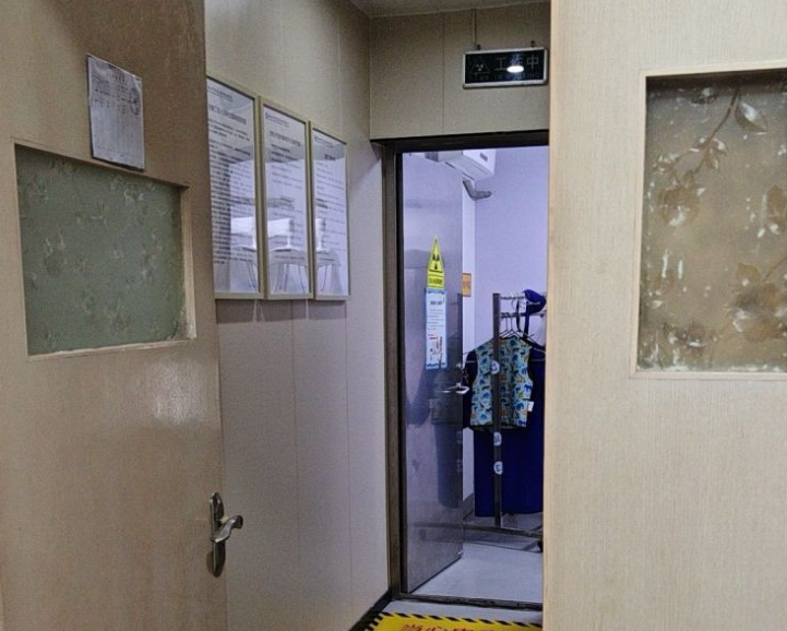 三、深圳华侨医院口腔科地址便捷、营业时间灵活，预约方式多样，兼顾各类人群就医需求