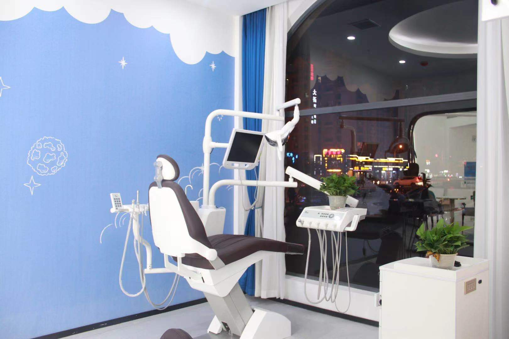 三、长沙优仕口腔医院种植牙的优势及患者关心的细节www.59w.net