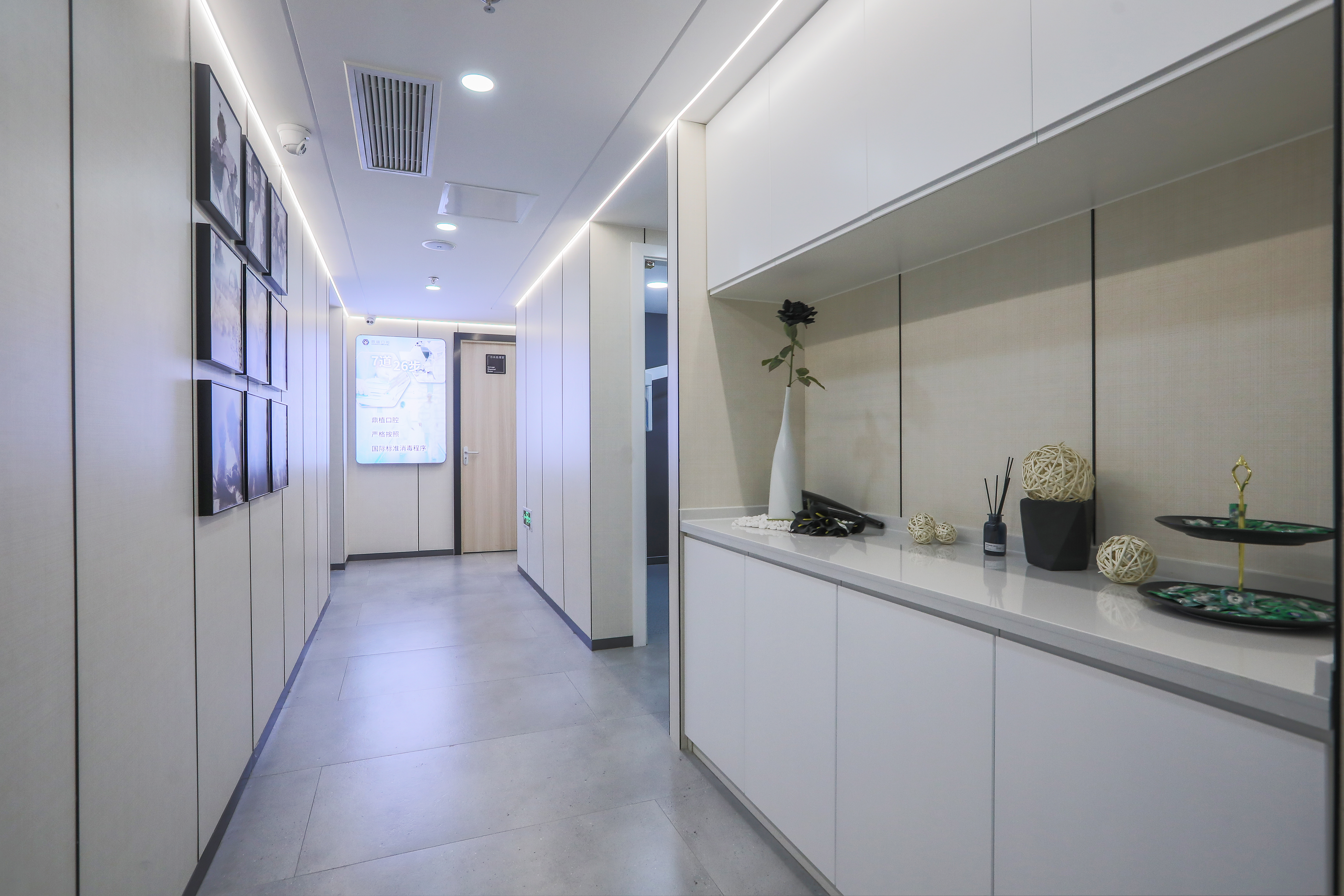 三、鼎植口腔淮海路医生团队与技术设备解析