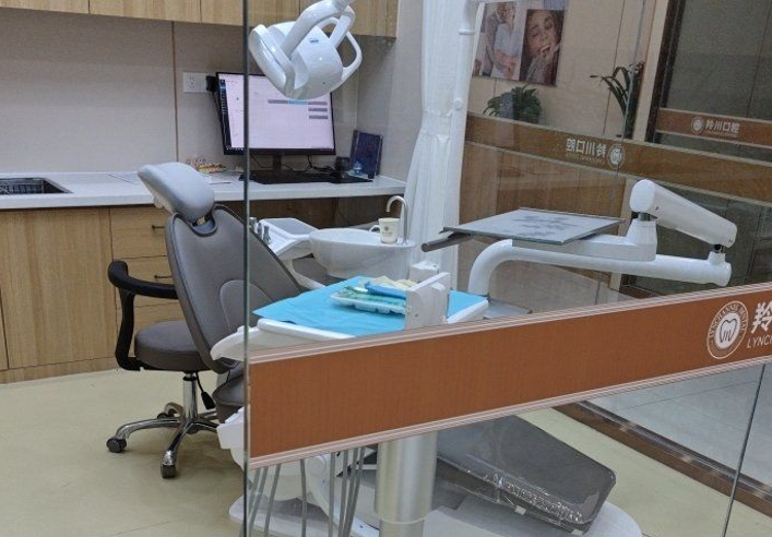 三、羚川口腔避坑指南：在莱州看牙需要注意哪些细节？