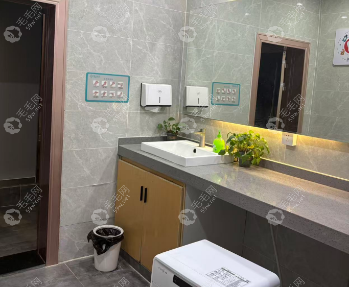 诊疗项目与设备材料：可靠，注重品质